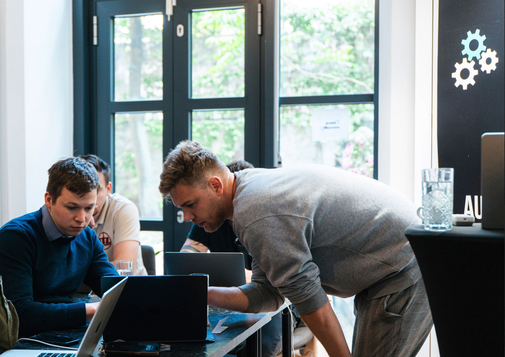 Jakub Landa na workshopu s účastníky